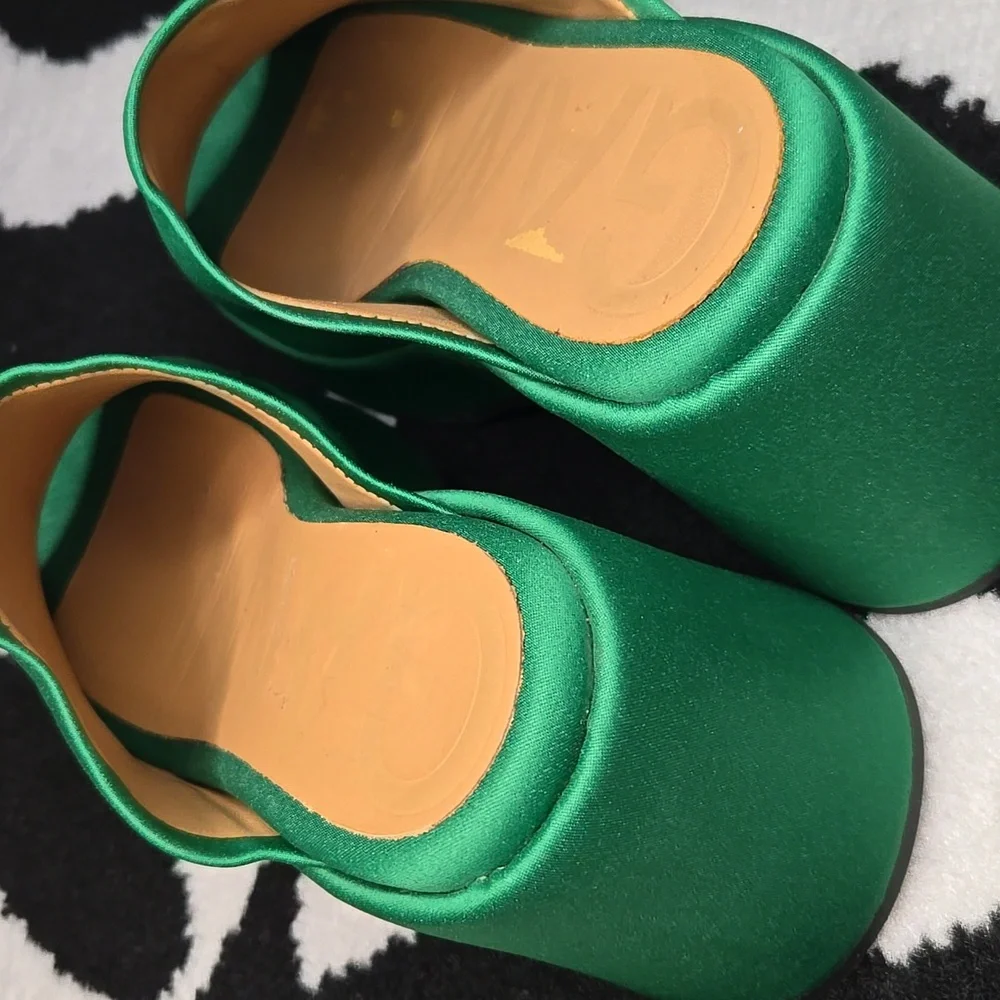 Ganni Green Mules & Clogs Vibrant Design - Picture 10 of 10